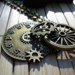 Steampunk Necklace And Pendant Charms Of Antique..