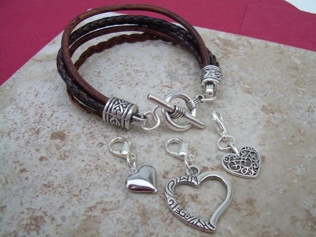 Leather Bracelet With Three Lobster Clasp Heart Charms In Antique Brown