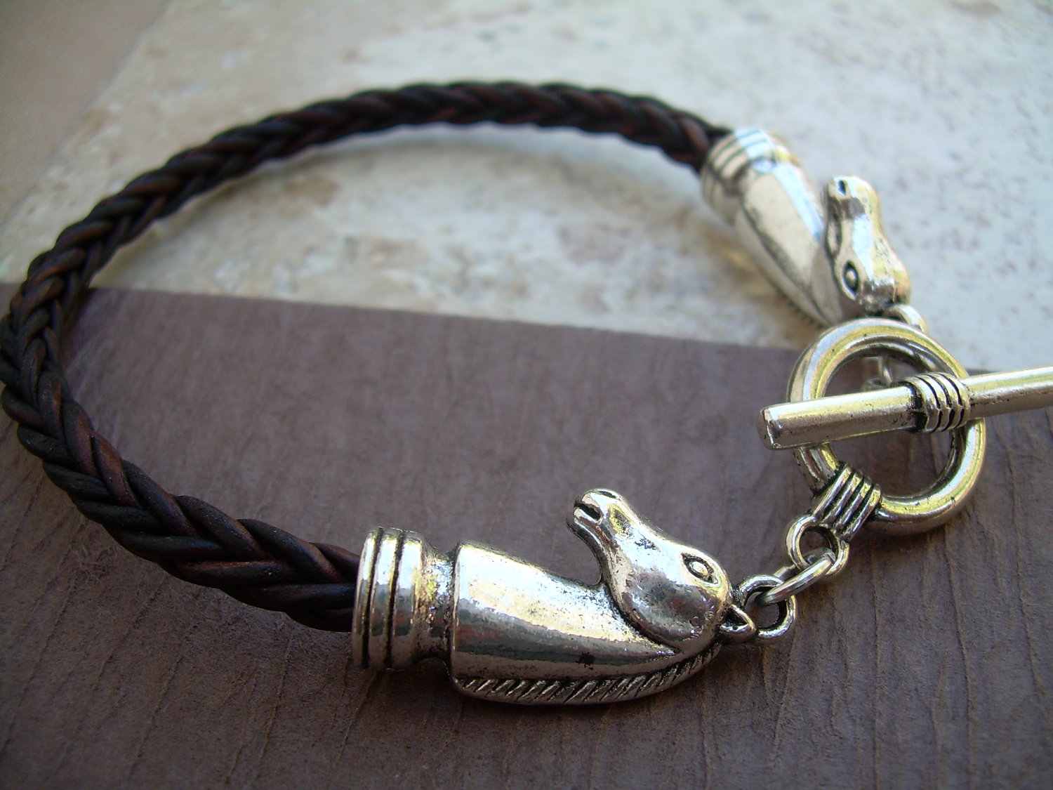 Mens Womens Uni Leather Bracelet Horse Antique Brown Braided Equine Equestrian Mens Womens Uni Leather Bracelet Horse Antique Brown Braided Equine Equestrian